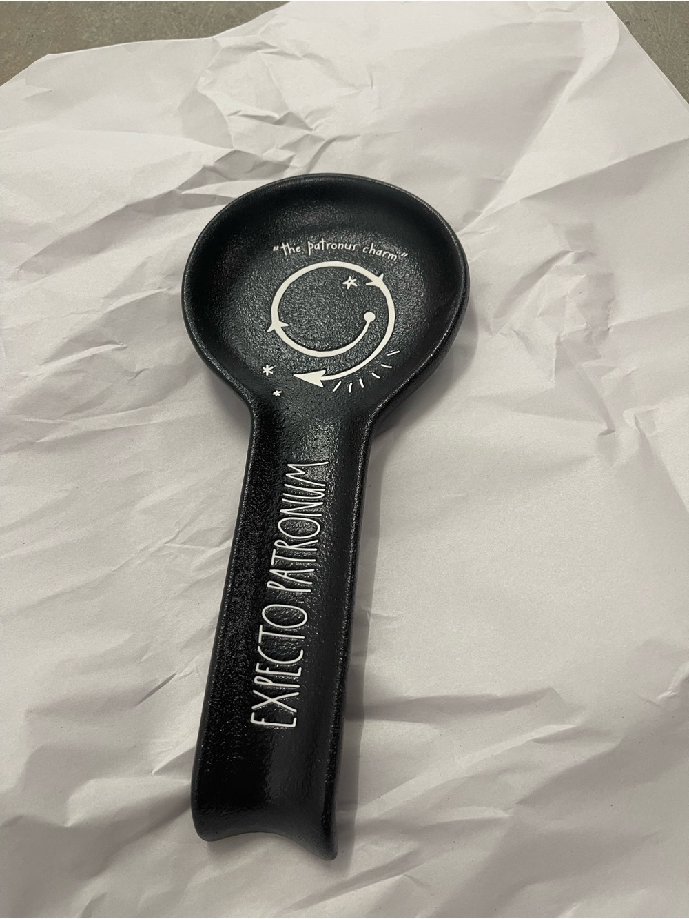 Rae Dunn Harry Potter matte black EXPECTO PATRINUM spoon rest - HTF - Picture 3 of 4